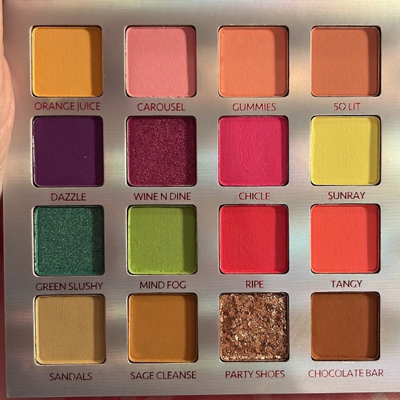 🎈SALE🎈🎀#28.MAKEUP BUNDLE🎀 - Picture 4 of 8